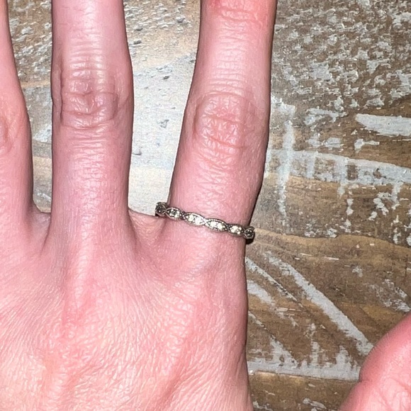 Sterling Silver Pandora Ring - Picture 1 of 4